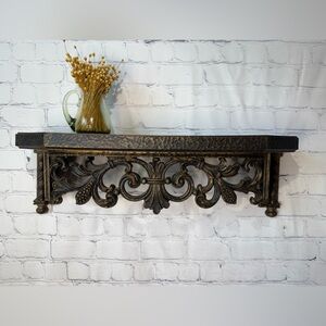 1974 HOMCO Home Interior ornate molded plastic black & gold wall shelf